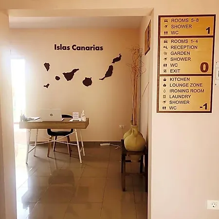 8 Islas Hotel *